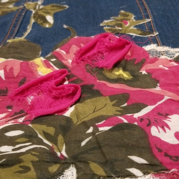 NWOT ADORABLE SKIRT - Picture 3 of 7